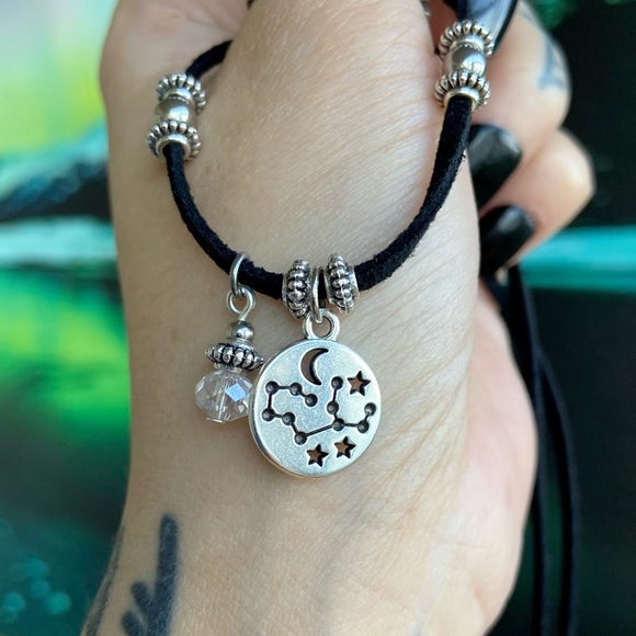 🔴 ❌SALE ! red dot items are 2 for $25 . Bundle more than 3 and its $10 each 🙂 - Picture 15 of 16